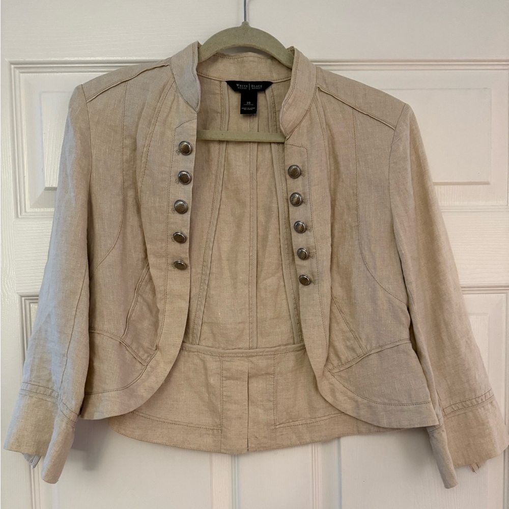 White House Black Market Tan Blazer with Tailored Silhouette